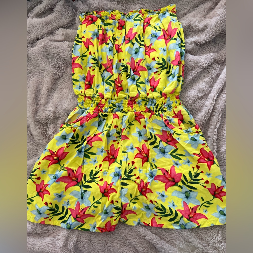 Perfect summer romper, vacation/resort occasion romper, size large